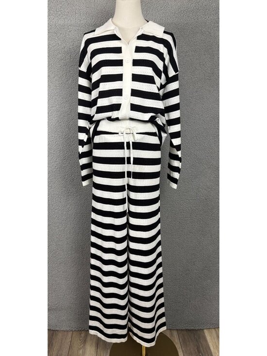 Derax Other - Derax Women's  2-Piece Set  Striped Black & White Long Sleeve & Wide Leg Med NWT